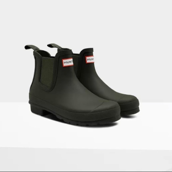hunter chelsea boots dark olive